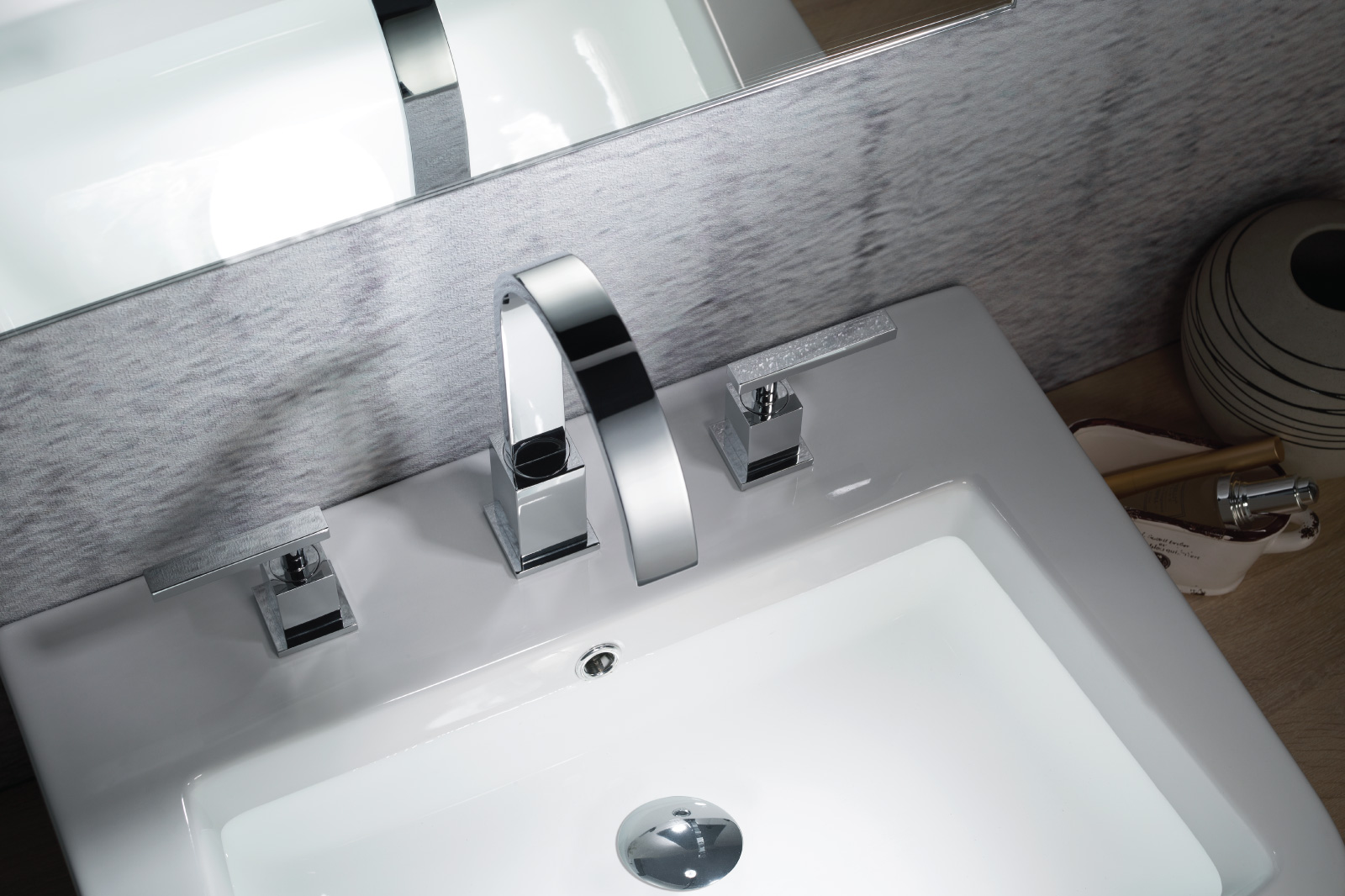 modern goose neck faucet