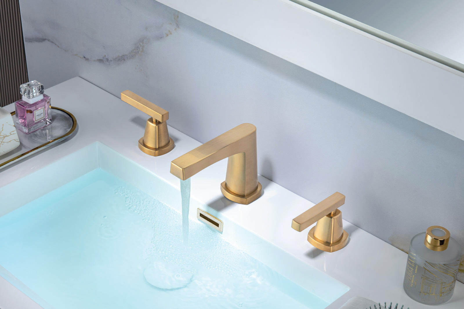 Brushed Bronze Tub Faucet