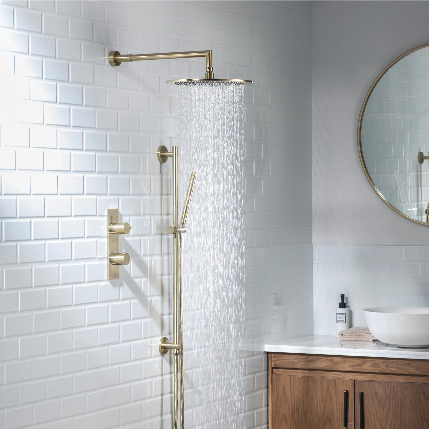 Thermostatic Shower Set In Gold