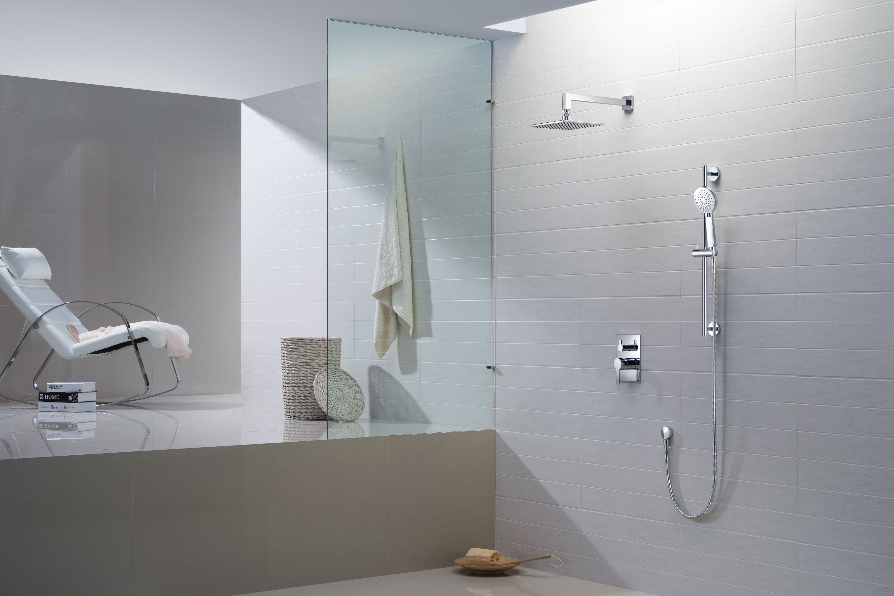 chrome minimal shower set