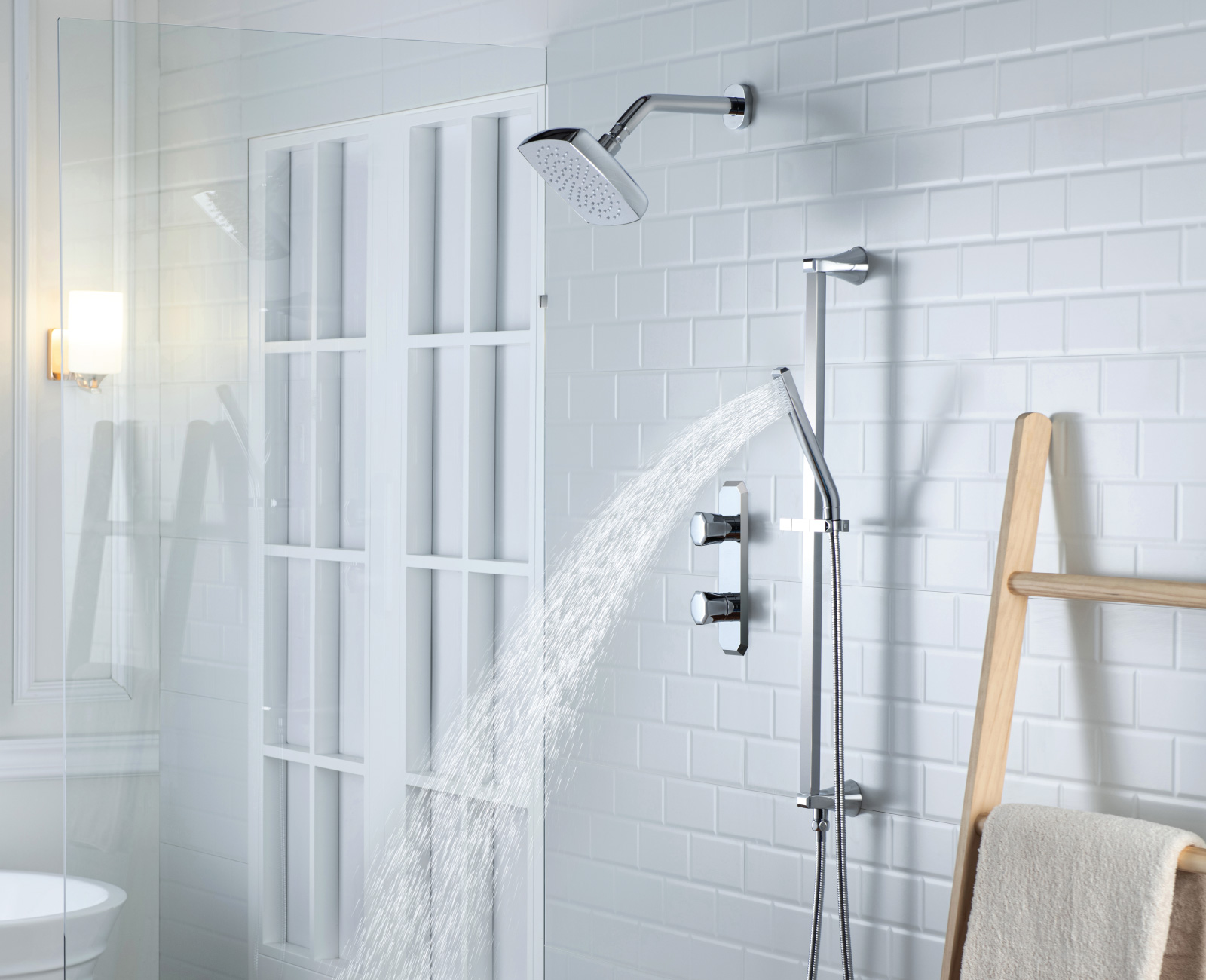 /media/extra_files/Flusso-Serie-230-Shower-Set-Chrome.jpg_ALT