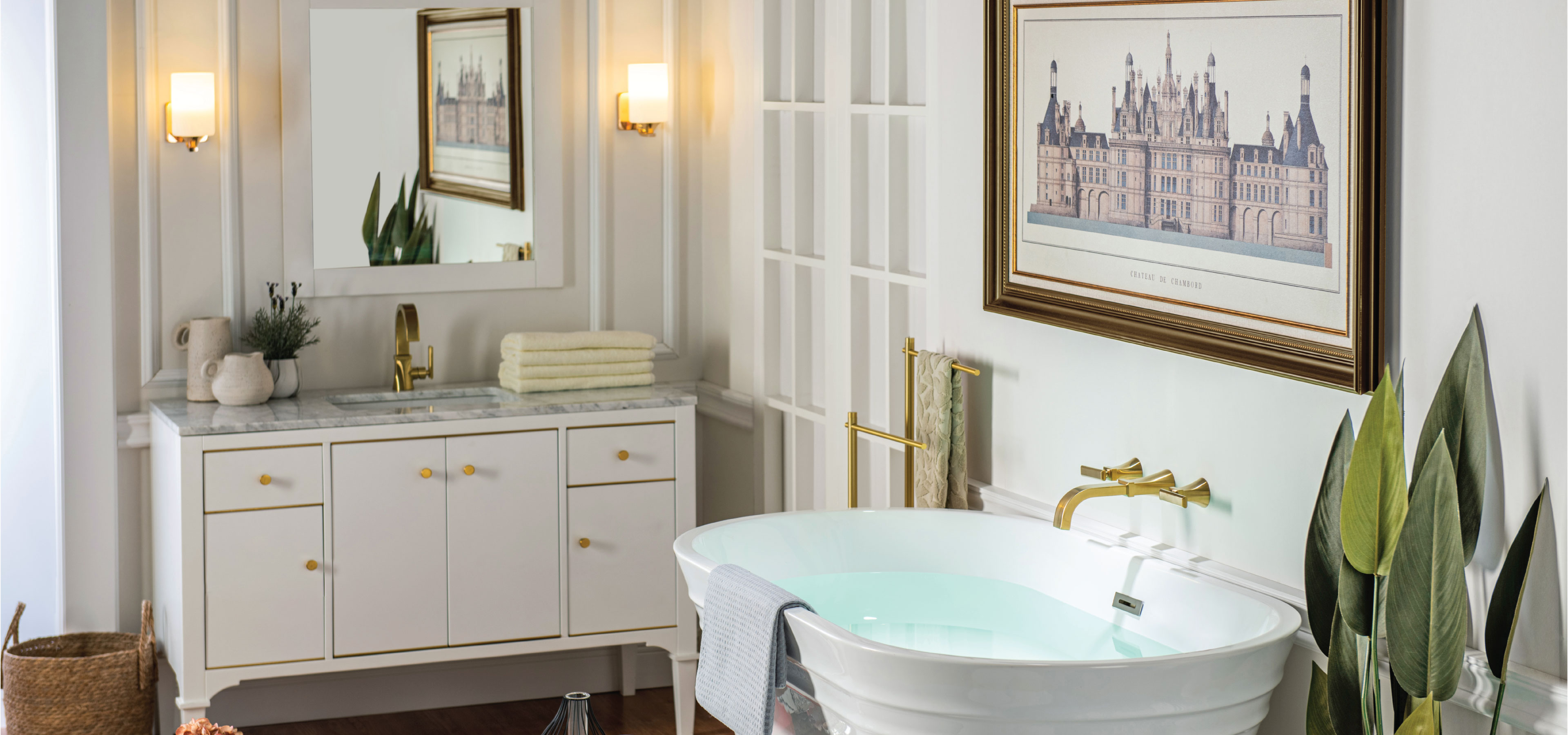 Transitional Wall Mount Faucet