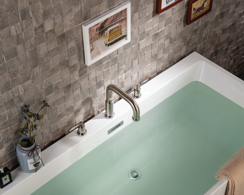 brushed nickel bathtub faucet