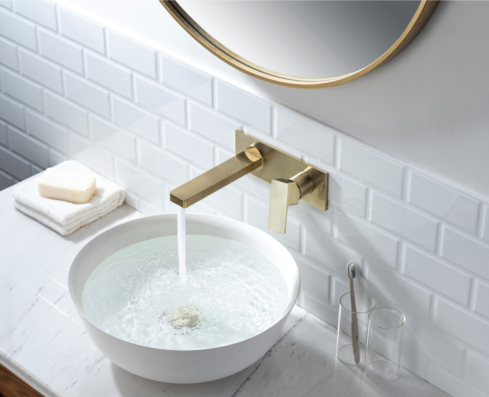 gold sink faucet